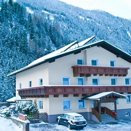 Kohler Xxx Fruhstuckspension Incl Sommercard Xxx Pensionat 2*